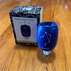 NWT Libra astrological sign wall plug-in wax melt 🌸